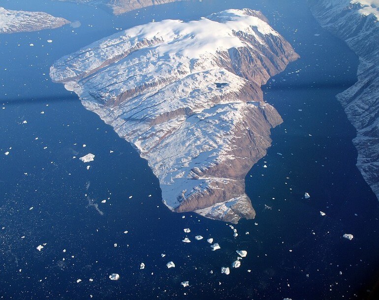 гренландия фото из космоса
